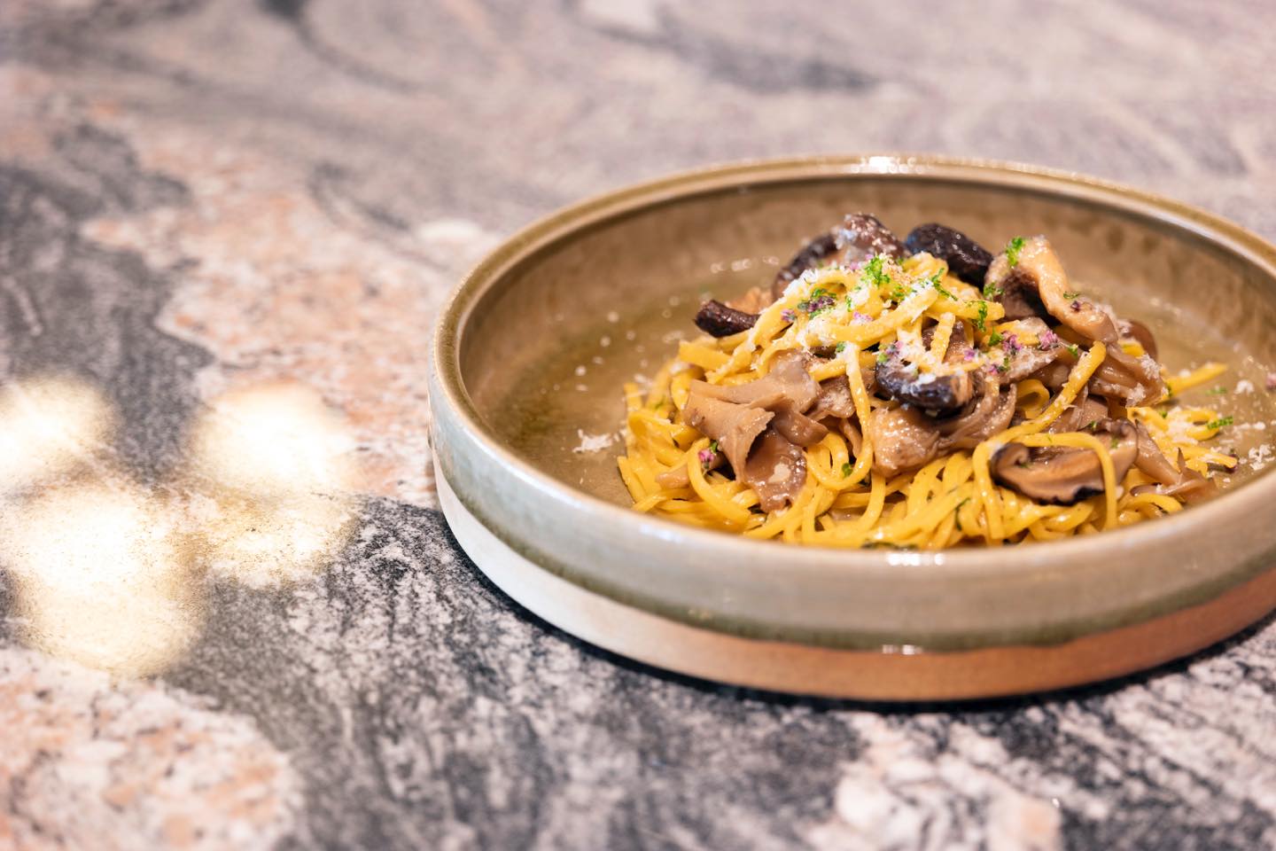 「KYOTO BISTRO」マッシュルームフェットチーネ