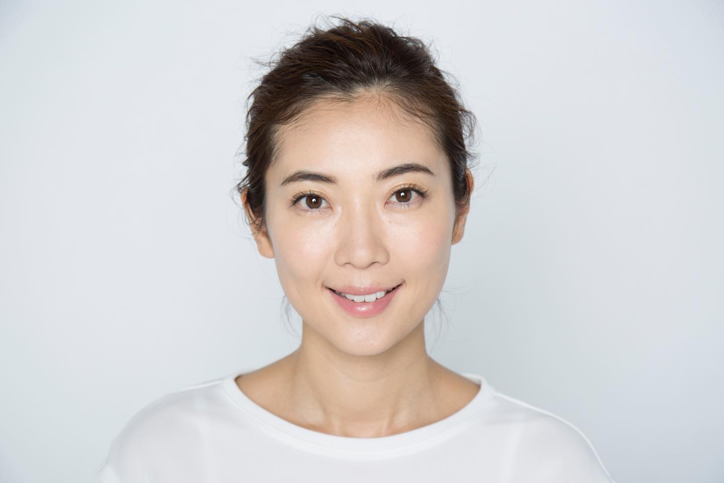 透明感と立体感がアップした、透明美肌の完成。