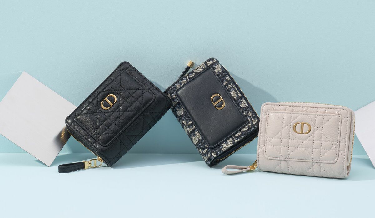 品格を日常に！「ディオール」の本命財布｜コンパクトでも実用性を妥協