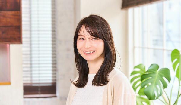 40代に似合う【ナチュラル美ミディアム】大人のかわいらしさを引き出しつつ顔型もさりげなくカバー