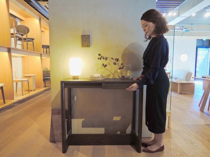 佐賀県発のインテリアブランド「ARIAKE」の『コヤバリ 90コンソール テーブル（Koyabari 90 Console Table）』