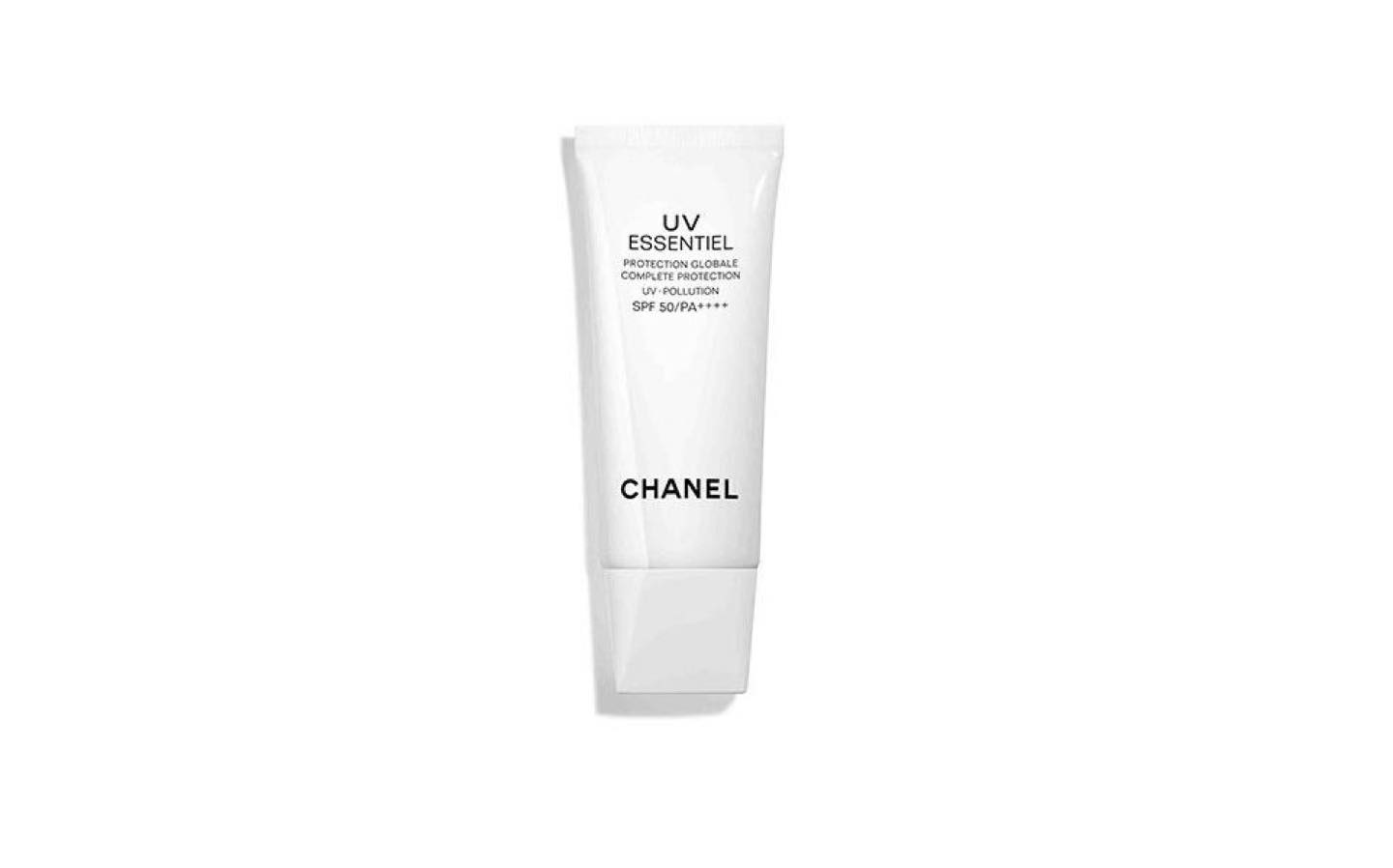 シャネル UV エサンシエル コンプリート SPF50・PA++++ 30mL ¥6,000 ©CHANEL