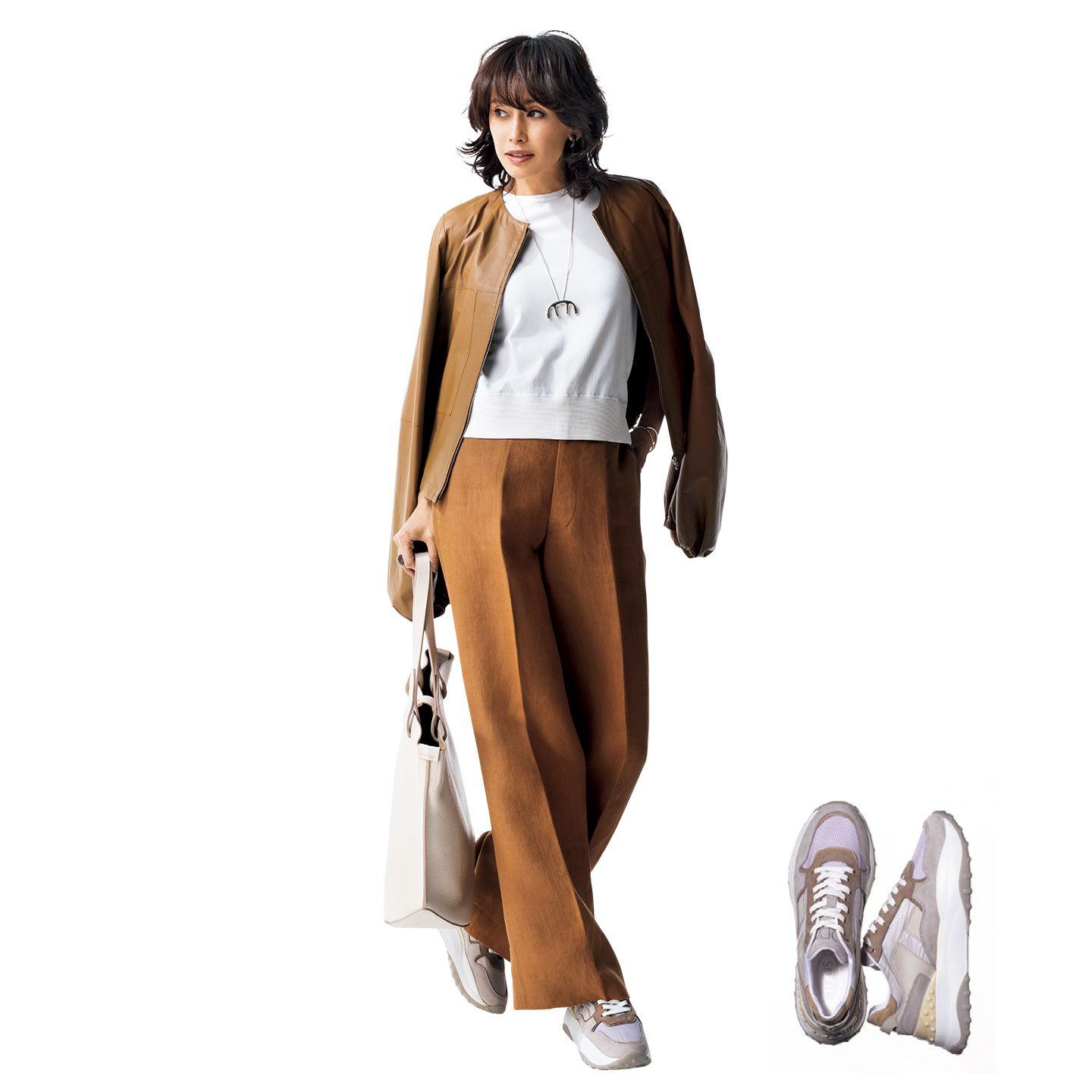 靴¥88,000(トッズ・ジャパン)、ブルゾン¥240,000(ザ シークレットクロゼット神宮前〈シクラス〉)、ニット¥25,000(ドレスアンレーヴ〈カピエ〉)、パンツ¥36,000(アングローバル〈イレーヴ〉)、ピアス¥12,000・リング¥15,000(RHC ロンハーマン〈ソフィー モネ〉)、ペンダント¥46,000・バングル¥55,000(エスケーパーズ〈タプレイ〉)、バッグ¥70,000(ダニエル&ボブ ジャパン)