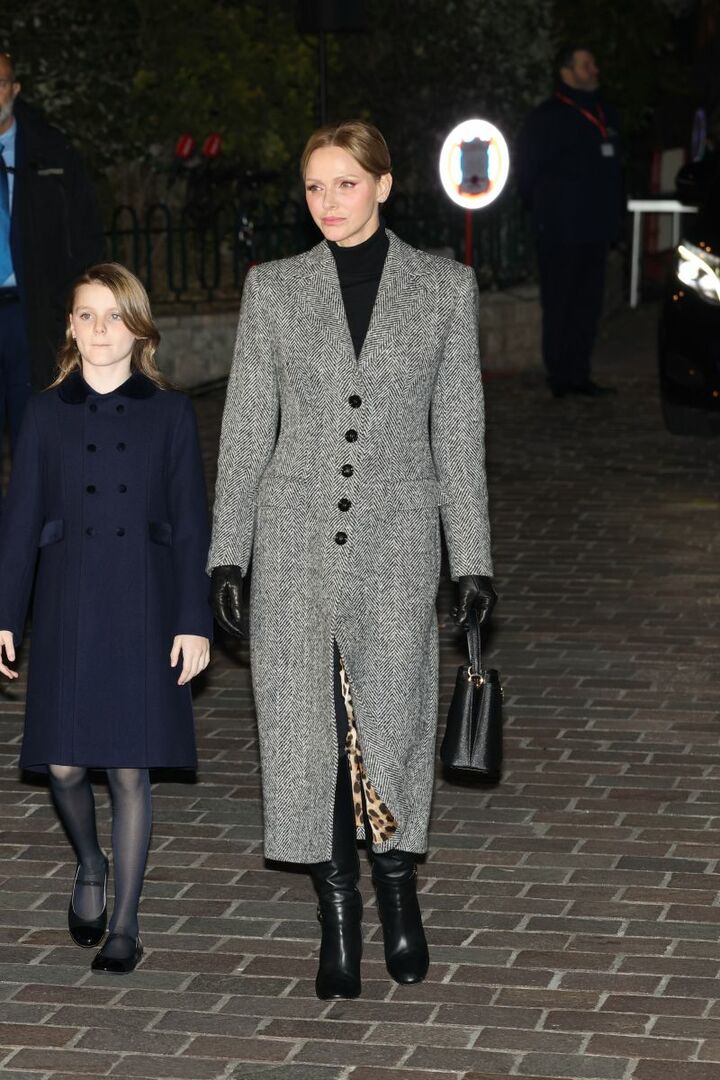 ファッションニュース_2,コート_2,大人コーデ_2,セレブ_2