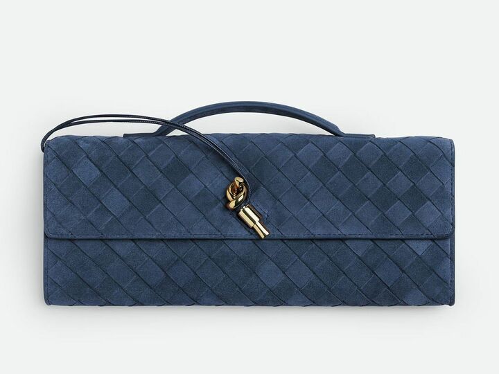 「ボッテガ・ヴェネタ」のバッグ『アンディアーモ』ミディアム