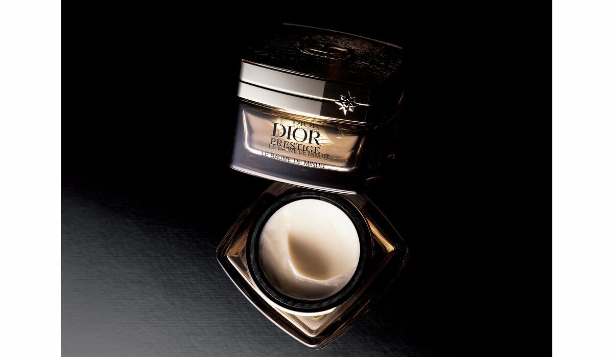 睡眠不足でも怯まない！翌朝、熟睡したような輝く美肌を叶える