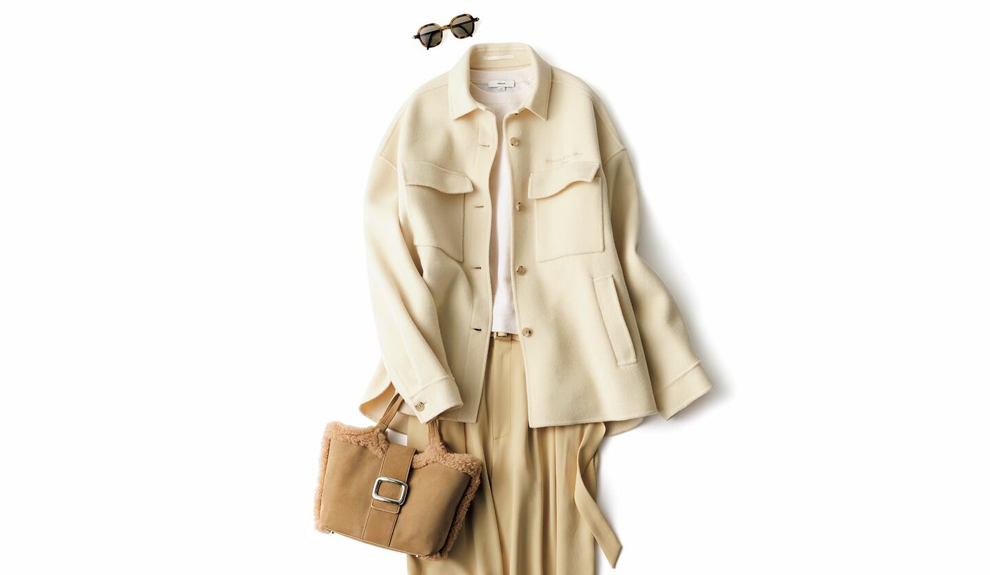 「ロゥタス」のウールジャケットとワイドパンツのコーディネート