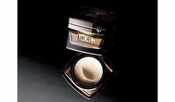 睡眠不足でも怯まない！翌朝、熟睡したような輝く美肌を叶える「ディオール」頼れるクリーム『ディオール プレステージ ル ボーム ド ミニュイ』