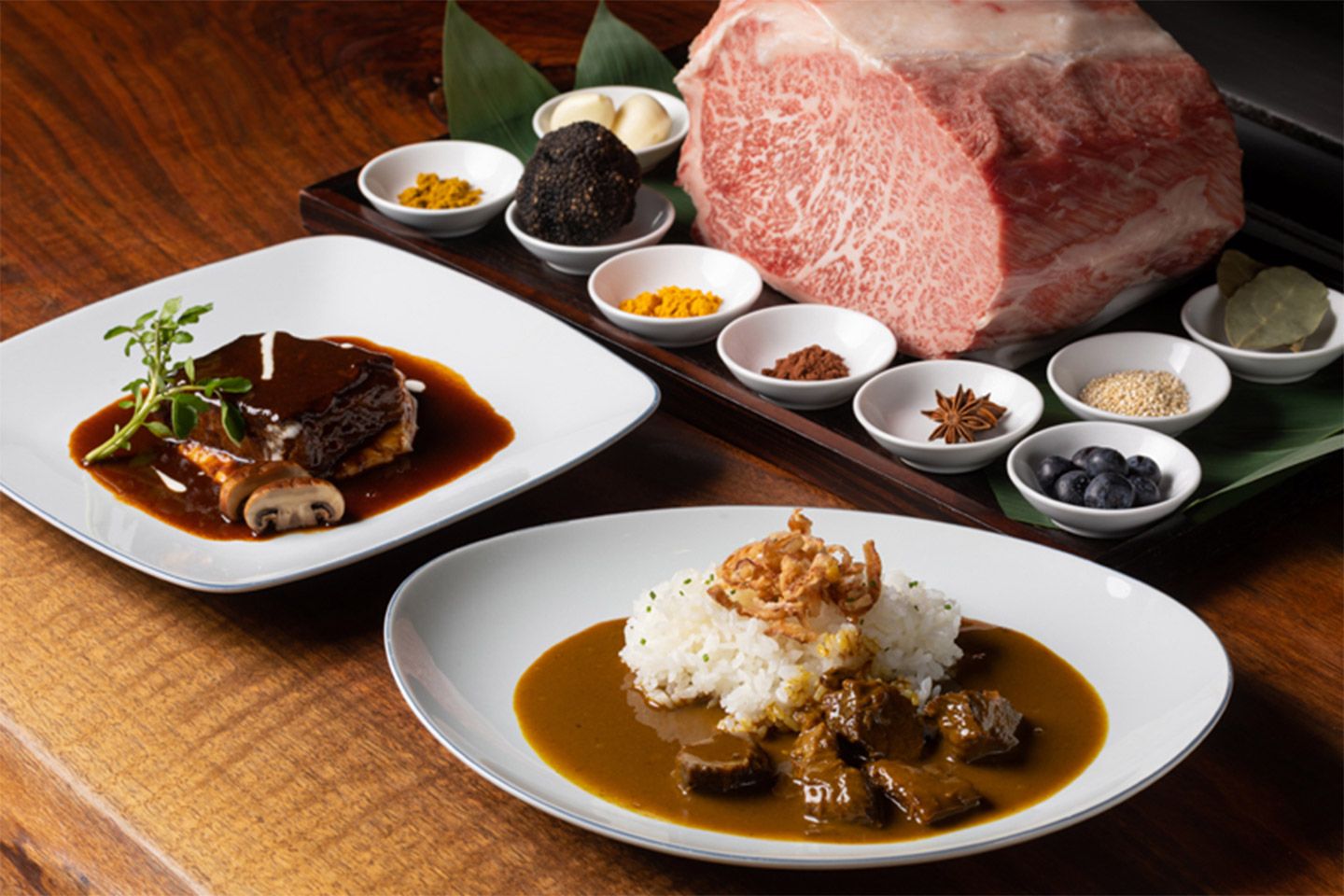 けやき坂のレトルトカレー&ビーフシチュー