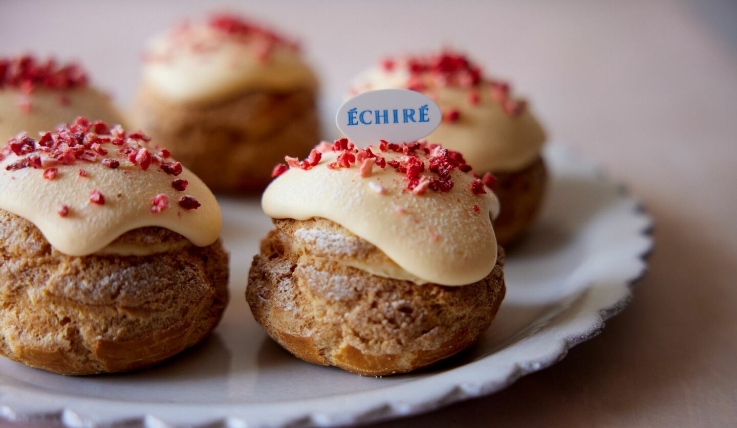 エシレ・パティスリー オ ブール ジェイアール 名古屋タカシマヤ店「グラン シュー・エシレ フレーズ」