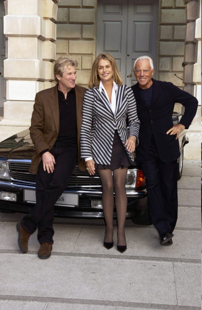 2003年10月 Giorgio Armani Retrospective。リチャード・ギアは、ジョルジオ・アルマーニが映画界に進出するきっかけともなった映画『アメリカン・ジゴロ』に主演。