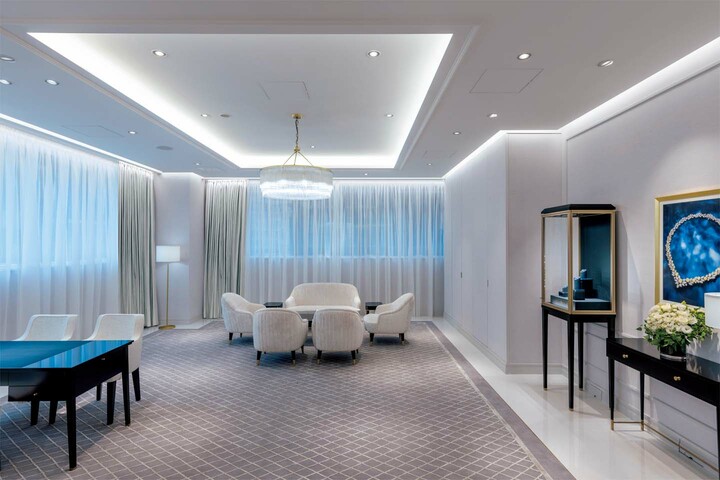 「ハリー・ウィンストン銀座店」の店内