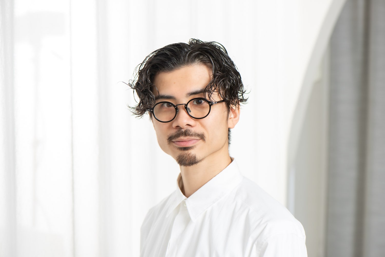 Cocoon 銀座店の店長・泰斗さん。銀座店オープンの準備で、このところ大忙しだったそう。「ついに銀座店が動き出します!新天地でも、ステキなヘアスタイルを提案していきますので、ぜひご来店ください」Instagramアカウント@cocoon_taito
