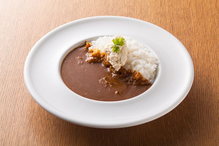 ゆばカレー ¥880 ドリンクとサラダ付きセット ¥1,200