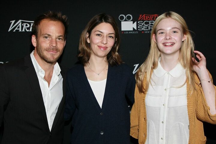 出演のスティーヴン・ドーフ（左）、エル・ファニング（右）。