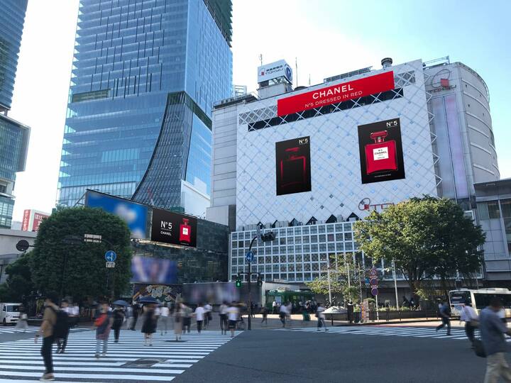 東急百貨店東横店側