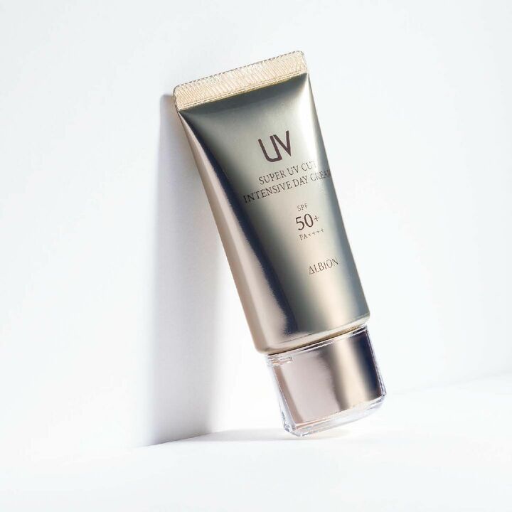 アルビオン スーパー UV カット インテンシブ デイクリーム 50g ￥10,000　［Precious2019年5月号169ページ］