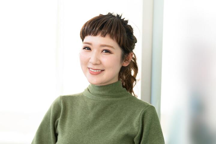 DIFINO akasaka スタイリスト・槌田美希さん。休日の息抜きはやっぱりショッピング。「ありそうでなさそうな、ちょっと変わったデザインの服があると買っちゃいます」Instagramアカウント@tsucchi_miki