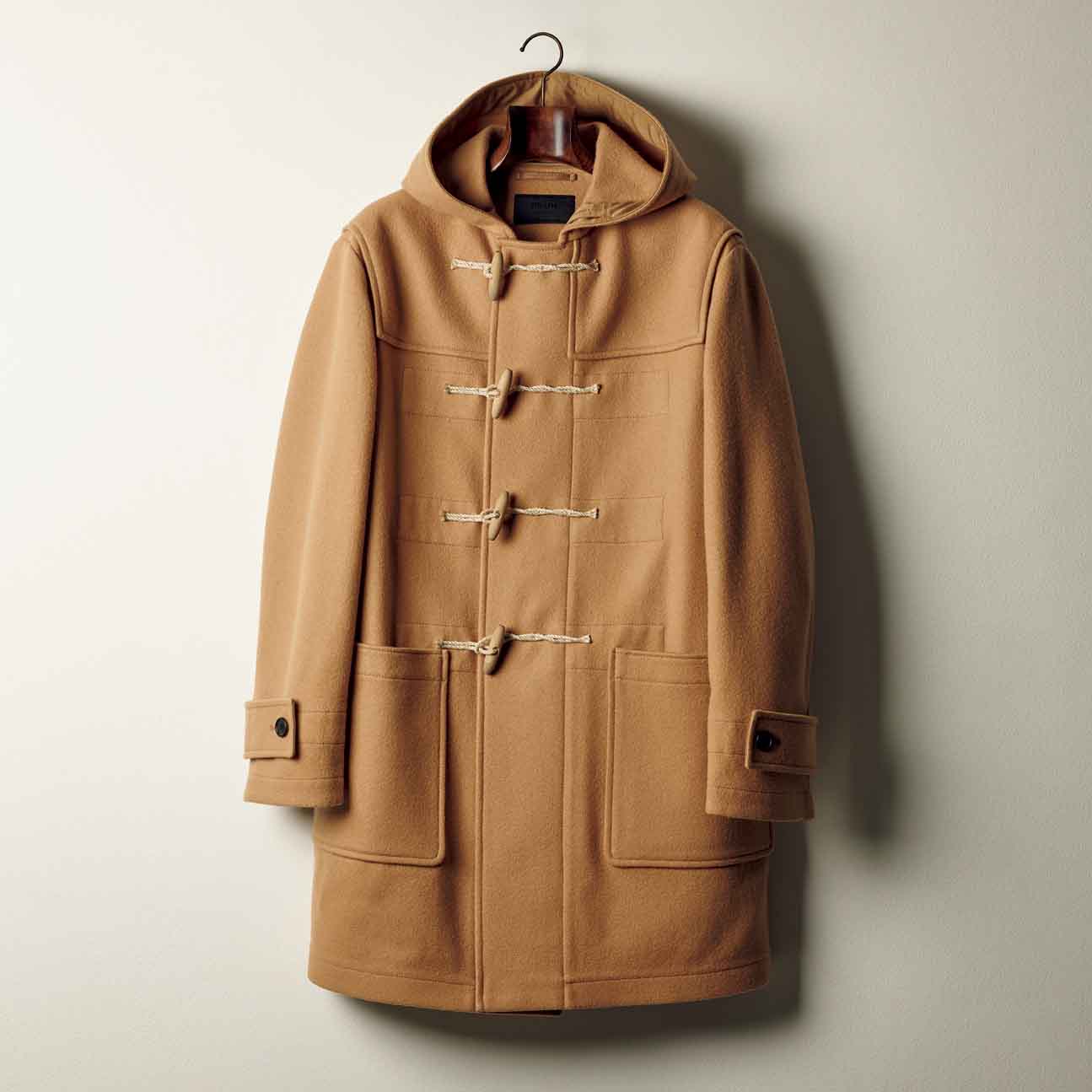 コート¥320,000※予定価格(プラダ クライアントサービス)着丈は、サイズ48で95cm。