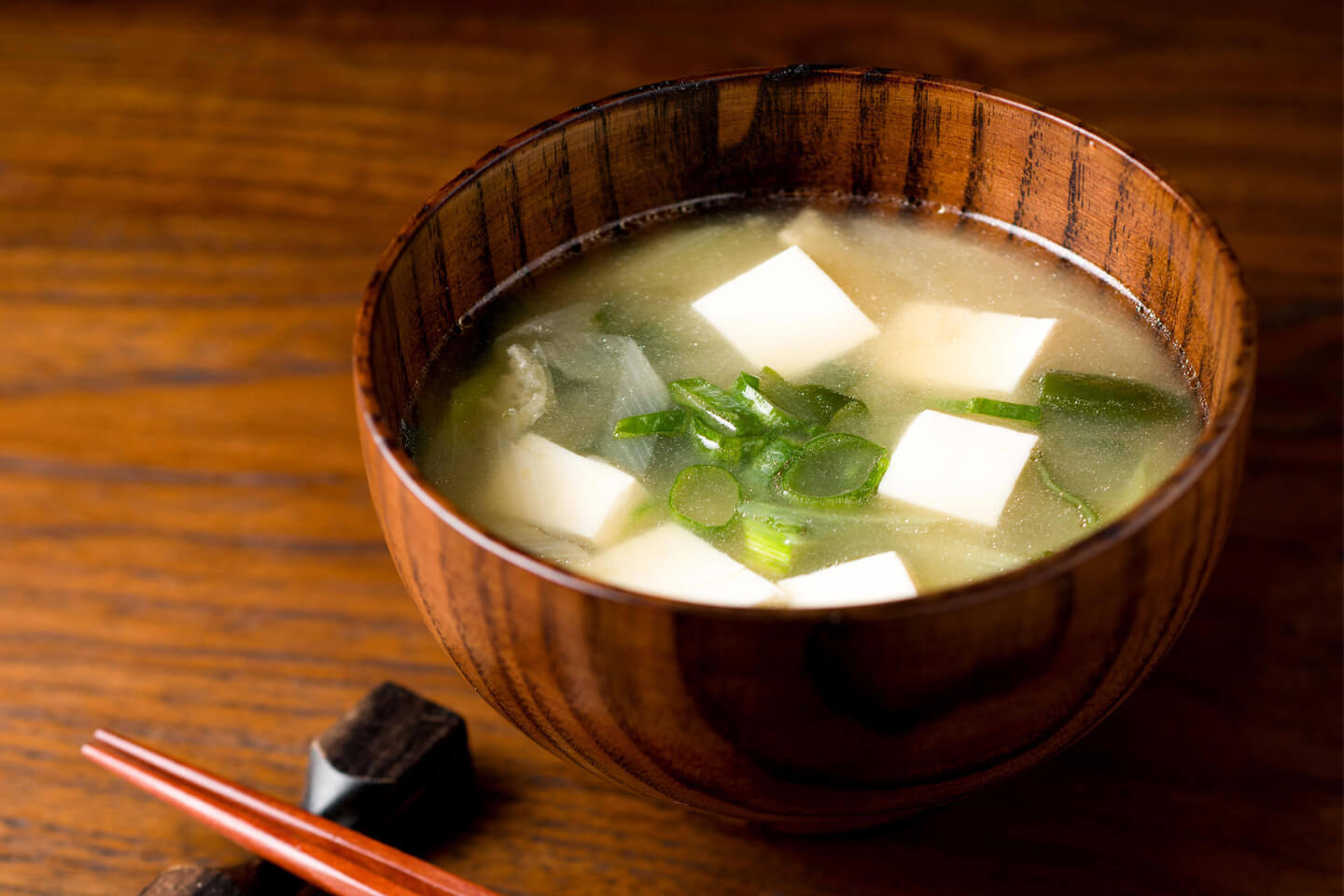 料理中の行動が、味噌を腐らせてしまう?