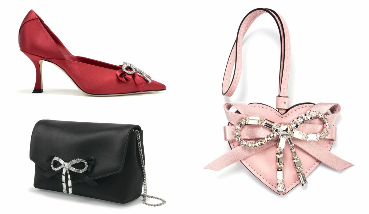 煌めくリボンでホリデー気分に包まれる！JIMMY CHOOの新作アイテム3選