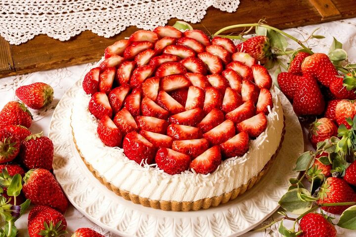 シンプル is ベストな、素材引き立つおいしさ。1ピース￥1,337／ホール[25cm]￥12,744（ともに税込）※グランメゾン銀座、東京スカイツリータウン・ソラマチ店、青山、横浜、静岡、浜松、仙台限定