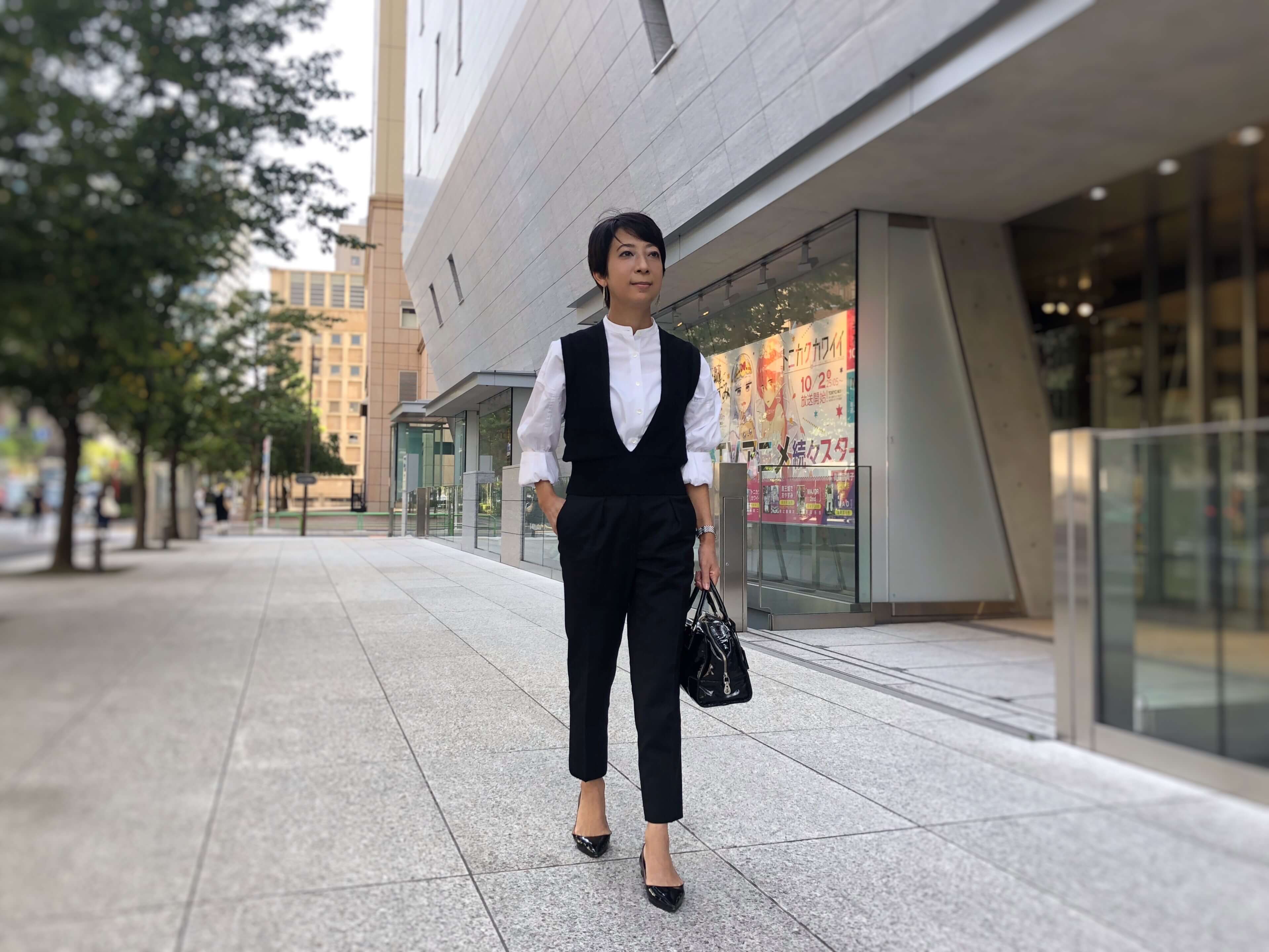 シャツ_1,パンツ_1,ピアス_1,時計_1,バッグ_1,靴_1