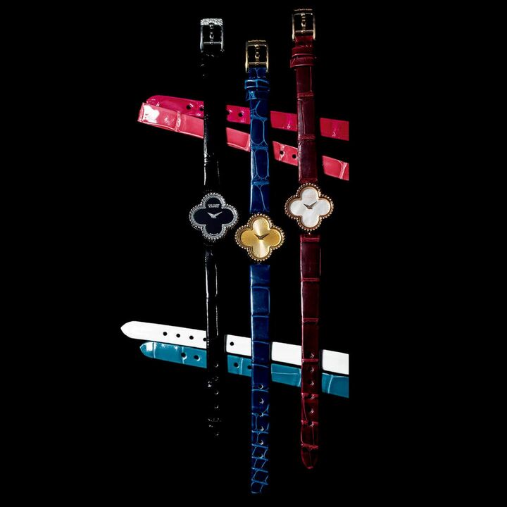 「スウィート アルハンブラ ウォッチ」／クオーツ 【ケース径：22.7mm】［アリゲーターストラップ］左から／￥1,600,000［ホワイトゴールド×オニキス×ダイヤモンド］・￥840,000［イエローゴールド］・￥735,000［ローズゴールド×ホワイトマザーオブパール］・アリゲーターストラップ各￥40,000（ヴァン クリーフ＆アーペル）　［Precious2019年6月号129ページ］