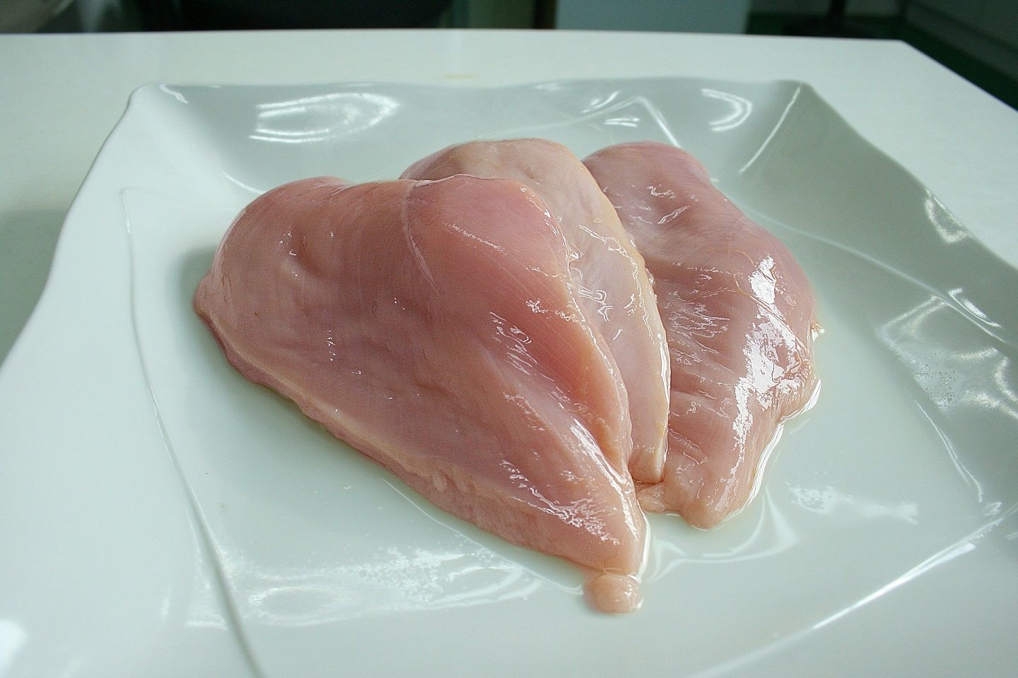 やわらかくてジューシーな鶏肉に!