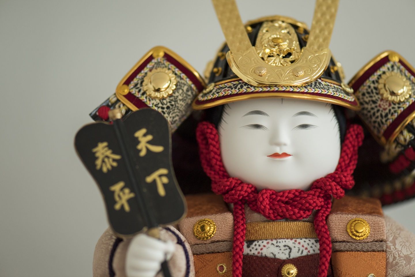 役割を終えた人形は、神社で想いを抜いていただき、お焚き上げしていただくことをお勧めしています