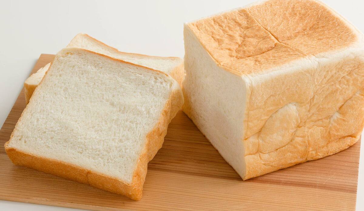 高級食パン18選 ふわふわもっちり 関東 関西 北海道の予約してでも買いたい 食パン まとめ Precious Jp プレシャス