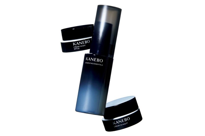 「カネボウ」の化粧水「カネボウ ジェネレイティング エッセンシャルズ」とデイ＆ナイトクリーム