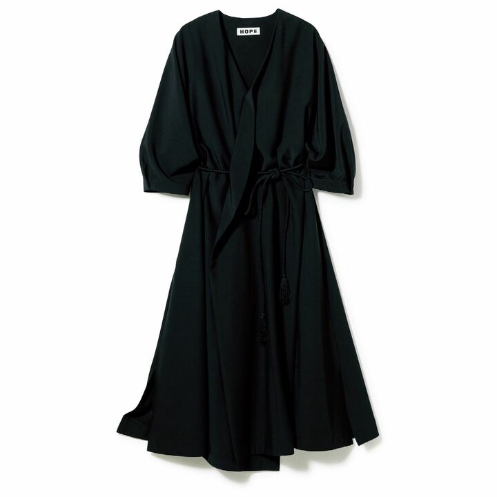 ワンピース￥48,000（ブルーベル・ジャパン〈ホープ〉）　[Precious2019年5月号148ページ]