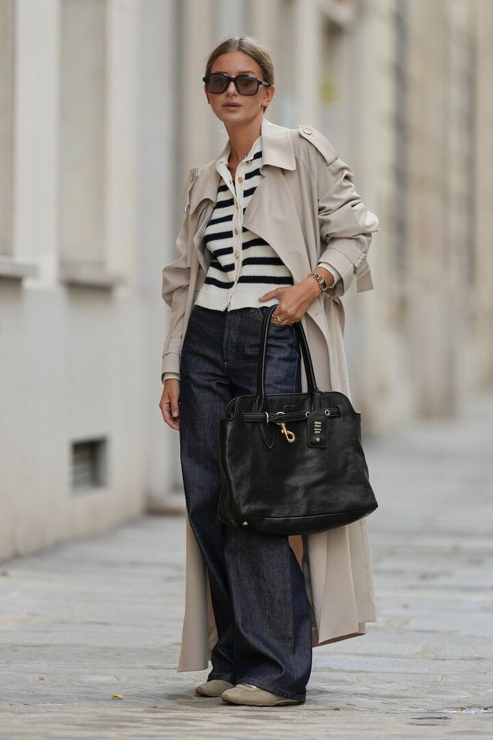 ボーダー柄やバランスの良い色の配置がリズミカルな印象に貢献。