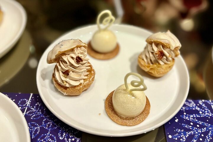 ティー_8,スイーツ_8,いちご_7,チョコレート_7,ホテル_8,東京_8